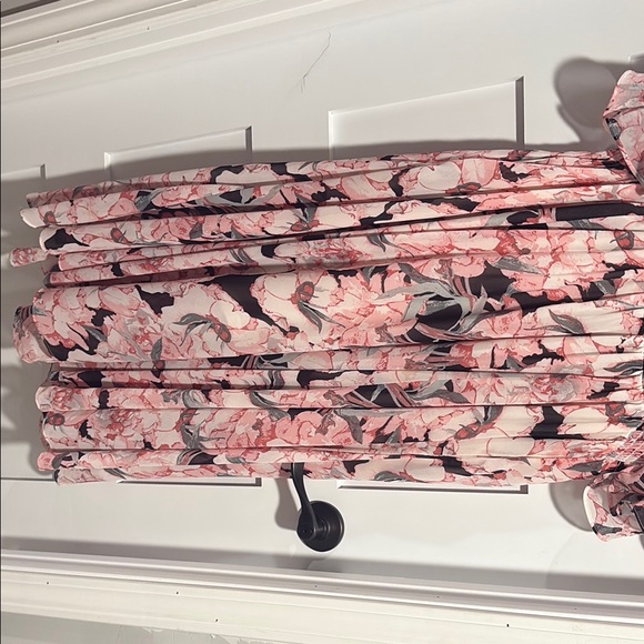 Umgee Pink and Black Midi Sundress with V-Neck and Flutter Sleeves - Picture 3 of 4